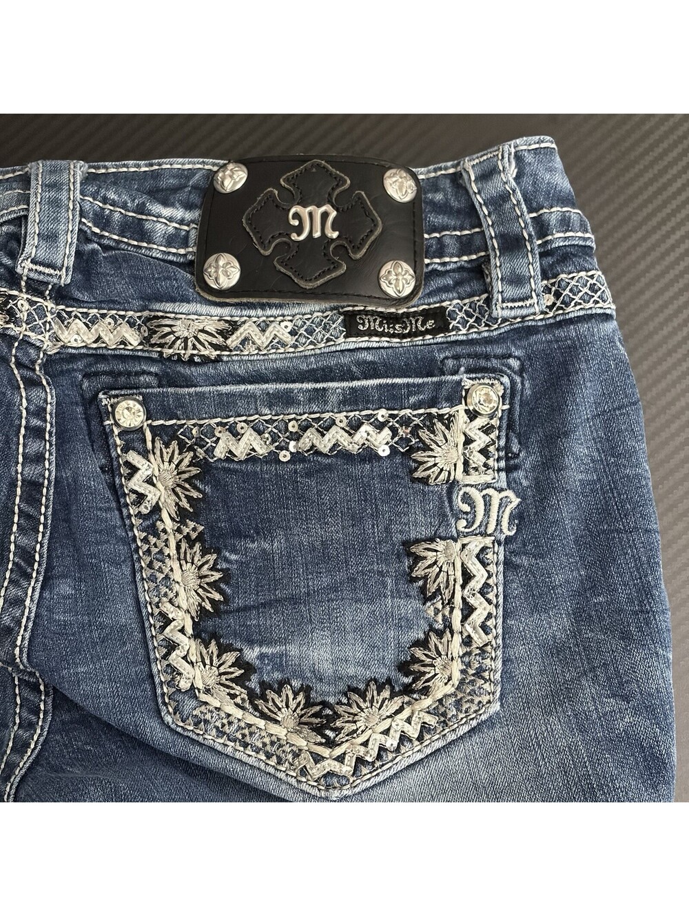 Miss Me Women 29 Signature Boot Jeans Blue Embroidered Mid Rise Denim
